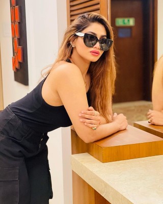 shivani narayanan hot 32