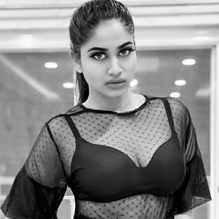 shivani narayanan hot 7