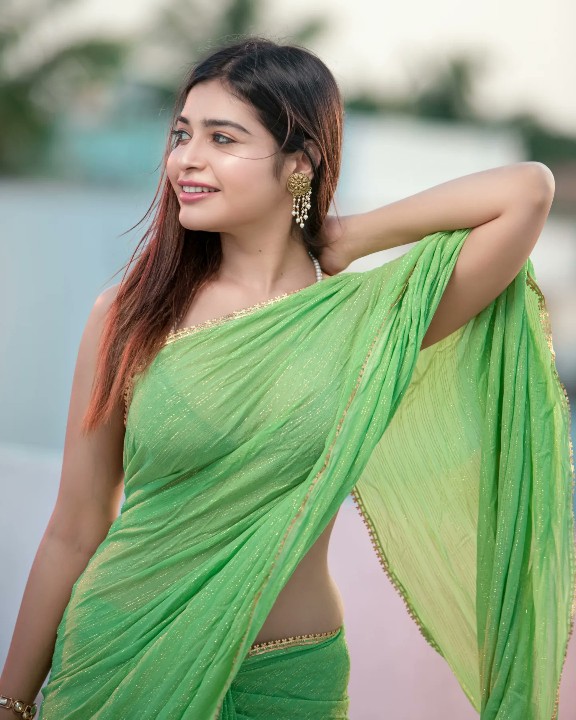 55 Dharsha gupta hot
