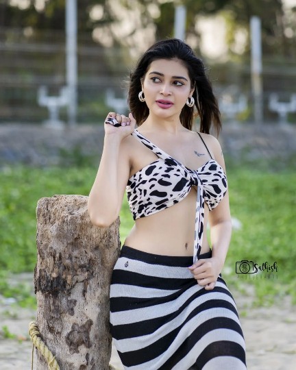 Dharsha Gupta hot bikini photos
