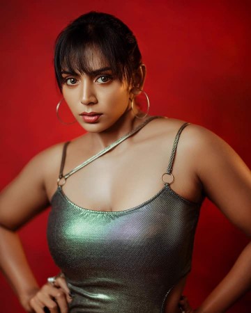 Rajalakshmi gopalakrishnan hot photoshoot showcased her glamorous side