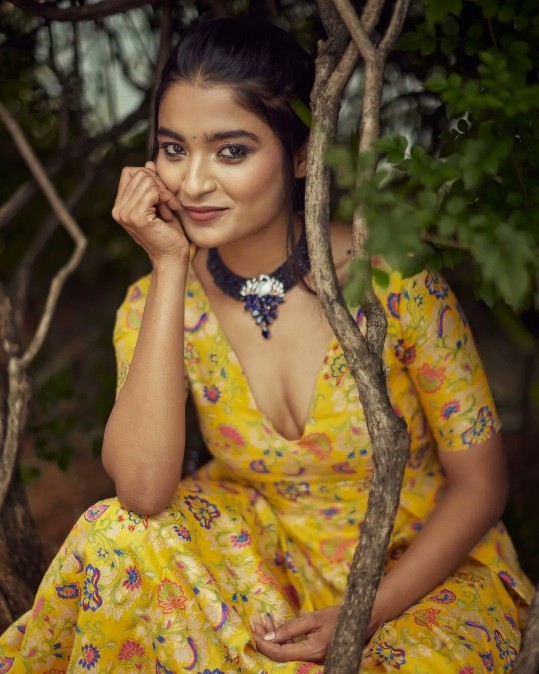 Chaithra j achar hot 27
